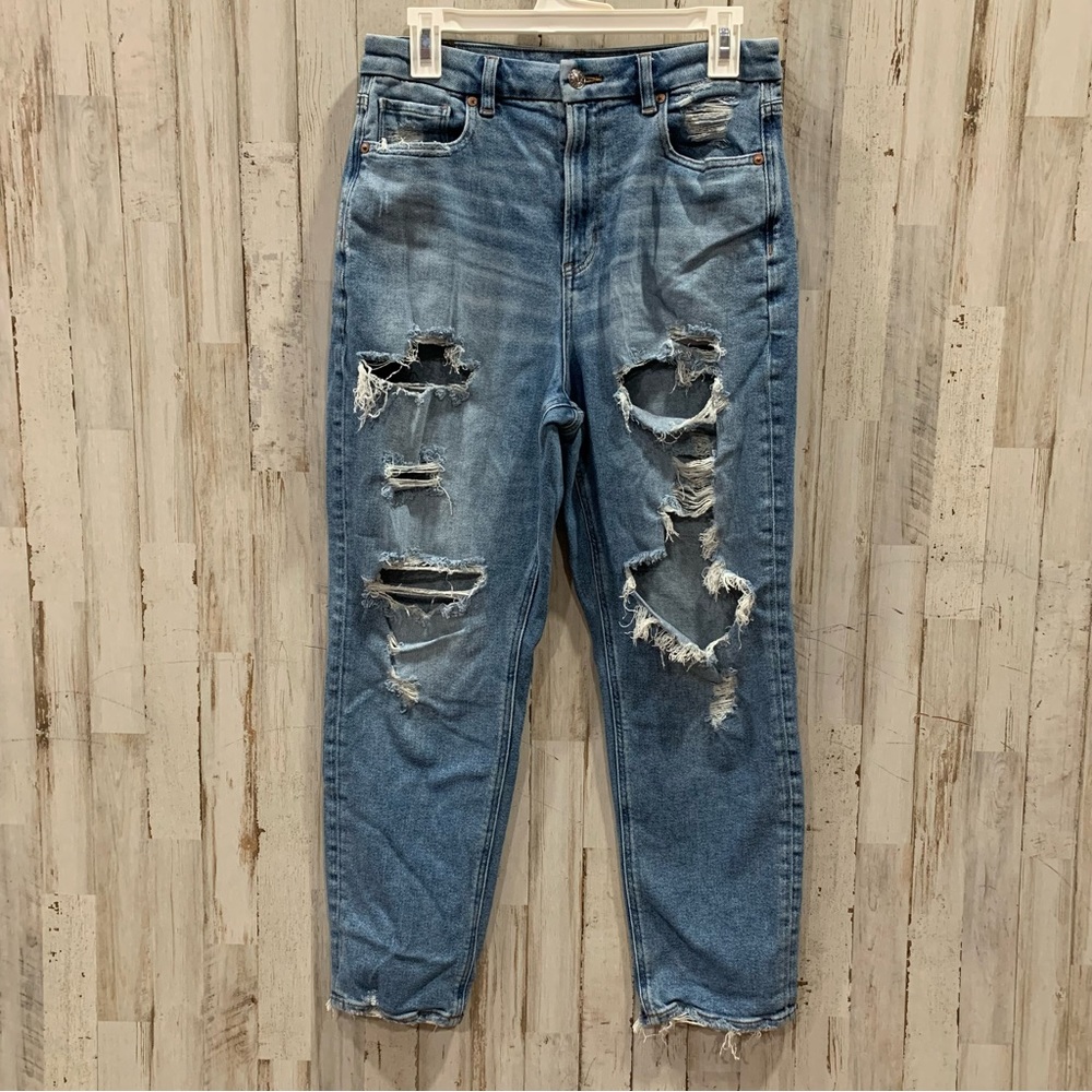 American Eagle Curvy Mom Jean Distressed Destroyed Pants
